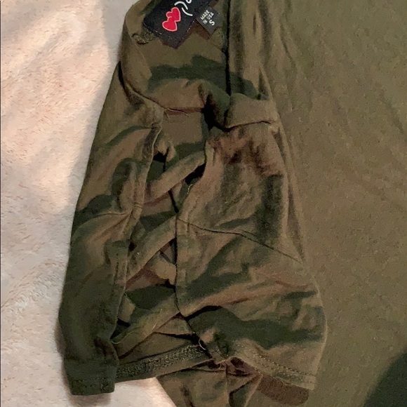 🌸Green dress - Picture 3 of 4